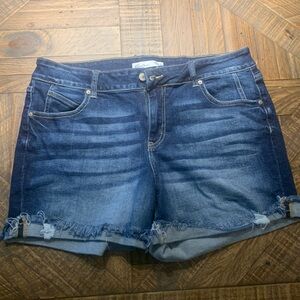 Kancan shorts sizes 16.